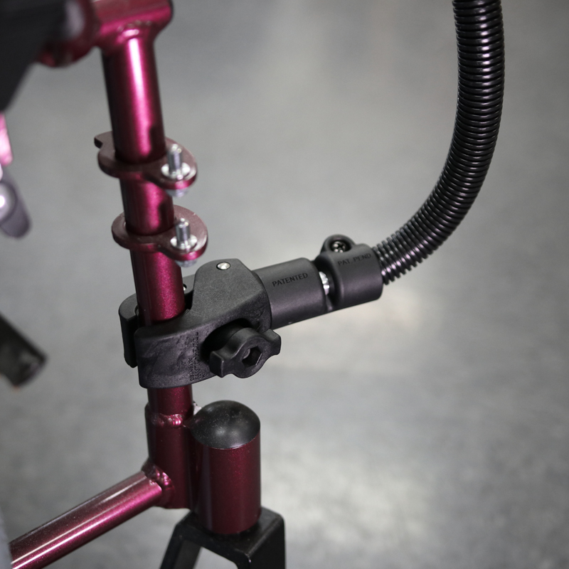 RAP-400-18-B-UN8 Rollstuhlhalterung mit X-Grip für 7-8" Tablets 3
