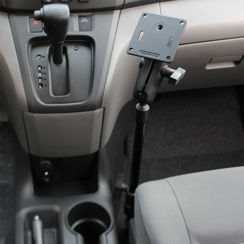RAM-316-HD-2461U Ram Mount POD HD Fahrzeughalter 60,96 cm VESA Platte 75x75 mit C-Kugel 2